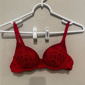 Victoria's Secret Vibrant Red Lace Bra